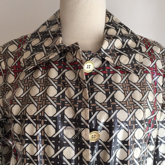 BURBERRY LAMINATED COTTON RAINCOAT SIZE 6🏠 - Picture 4 of 8